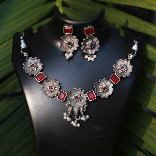 Floral Ruby Set with Elephants Pattern